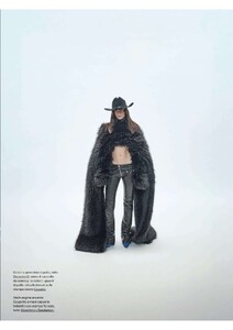 Elle Italia 23-09-2025_20.jpg