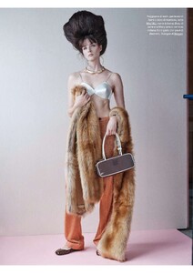 Elle Italia 23-09-2025_4.jpg