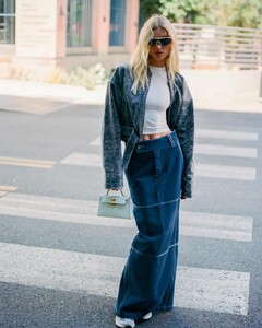 Elsa Hosk - Instagram [2022.10.22] 3.jpg