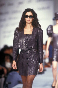 Enrico Coveri 1988 Women RTW 12.jpg