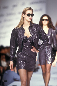 Enrico Coveri 1988 Women RTW 22.jpg