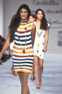 Enrico Coveri 1988 Women RTW 39.jpg