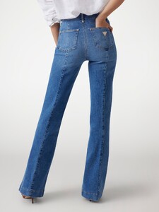 Garance Authié - Guess New Faye jeans5_W5GA0PD5Q01-S1ML-ALT2.jpg
