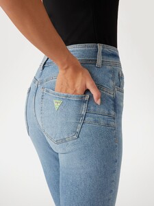 Garance Authié - Guess Shape Up skinny denim pant4_W4YA34D52U0-FLGS-ALT3.jpg