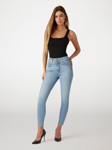 Garance Authié - Guess Shape Up skinny denim pant4_W4YA34D52U0-FLGS.jpg