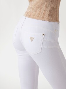 Garance Authié - Guess Shape Up skinny jeans6_W5GA34D5N72-PMOO-ALT4.jpg