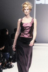 Genny 1996 Women RTW 118.jpg