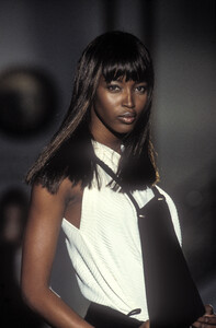 Gianni Versace 1994 Haute Couture 11.jpg