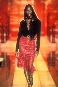 Gianni Versace 1997 Haute Couture 11.jpg