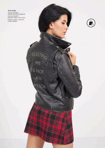 Guess EU Fall Winter Catalogue 2019_page_12 (LMakhu).jpg