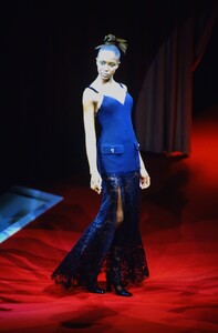 Istante 1996 Women RTW 123.jpg