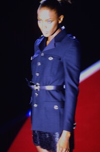 Istante 1996 Women RTW 27.jpg