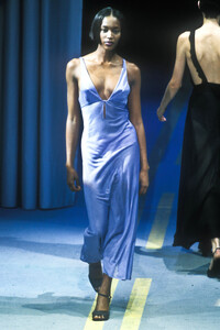 Istante 1997 Women RTW 131.jpg