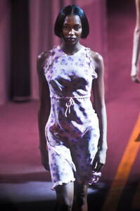 Istante 1997 Women RTW 44.jpg