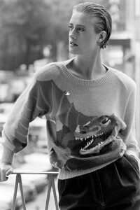 JennGroth-Krizia Spring 1985 RRTWAdvance Ph Laurie Sagalyn (43).jpg