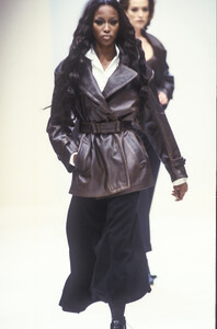 Jil Sander 1992 Women RTW 18.jpg
