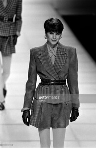 LauraReiff f91emporioA-2n.jpg