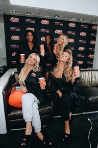 Livvy Dunne - Sports Illustrated Swimsuit [2025.09.11] Fashion 4.jpg