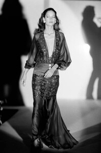 Marp-MilaSchonSpring-1990-CoutureCollection  (1).jpg