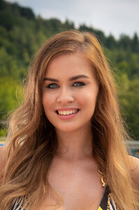 Monika Hermanova - Czech Republic_1514cc150327153.62f7eaed316d4 (IntMissSummer'22).jpg
