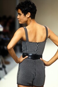 Nadege_du_Bospertus_Azzedine_Alaia_SS1990_02.jpg