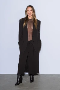 Olivia Wilde - Barstool Sports [2025.09.12] GettyImages-2234909759.9482237b.jpg