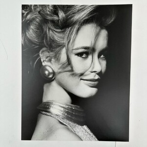 ROBERT LEE MORRIS JEWELRY  1989 (3).jpg