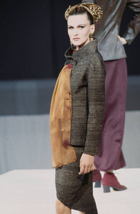 SGueguen-Lecoanet Hemant  - Haute Couture FallWinter 1993-1994 (1).jpg