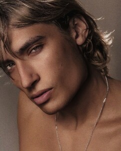 Ty Warner by Grace Scuitto (6).jpg