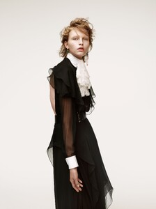 US Elle September 2025_5.jpg