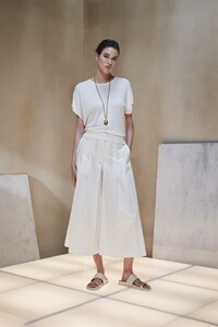 V Donna Karan ss26.jpg