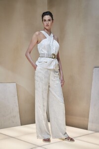 V Donna Karan ss26_2.jpg