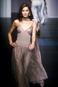 Valentino 1995 Women RTW 109.jpg