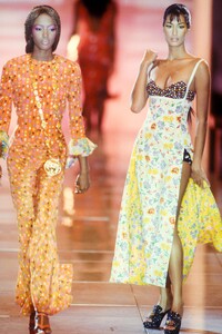 Versace 1993 Women RTW 3.jpg