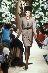 Yves Saint Laurent 1995 Haute Couture 15.jpg