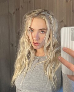 _het vertrouwen die ik in de jurk heb zou ik ook in mezelf moeten hebben.jpg