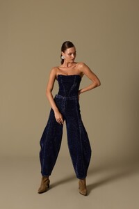 aura-pants-dark-blue-b4325b.jpg