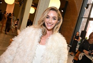brianne-howey-1 (2).jpg