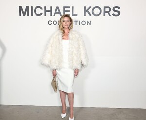 brianne-howey-11 (2).jpg