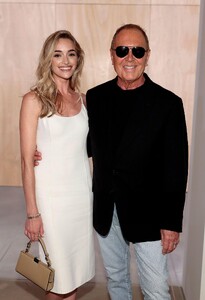 brianne-howey-16.jpg