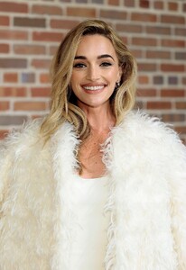 brianne-howey-19.jpg