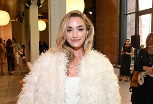 brianne-howey-5 (2).jpg