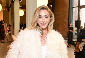 brianne-howey-7 (2).jpg