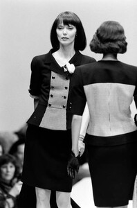 bryswerris--MilaSchonSpring-1990-CoutureCollection   (5).jpg