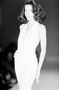 dalmac-Mila Schon Spring-S. 1990 - Couture Collection Milan (4).jpg