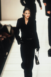 danaD f95emporioAr-.jpg