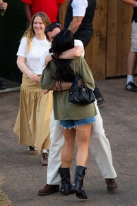 dua-lipa-s-festival-flair-bst-hyde-park-pda-chic-2.jpg