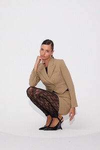 era-iconic-blazer-bronze-brown-1c0-aa.jpg