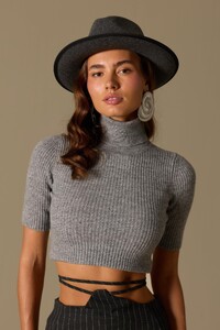 everyday-knit-top-grey--4c18-.jpg