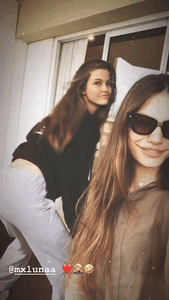 ezgif-8a953fc4d8c9bc (1).gif